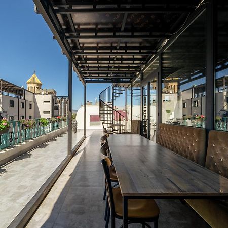 Hotel Tato & Coworking Space Тбилиси Екстериор снимка